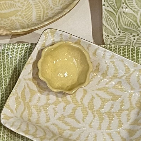 Butter Mini Scallop Dip Bowl