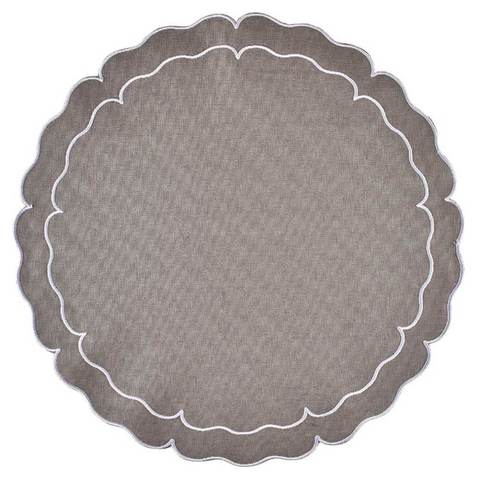 Linho Scalloped Round Placemat, set of 4