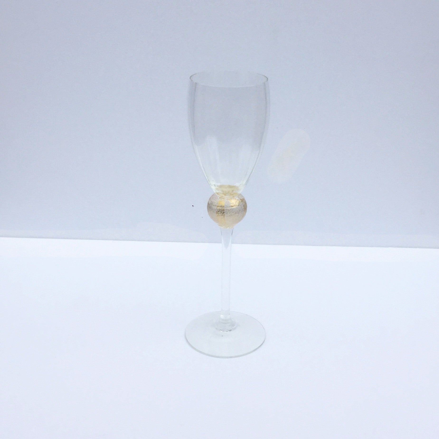 Manhattan Gold Wine Glass