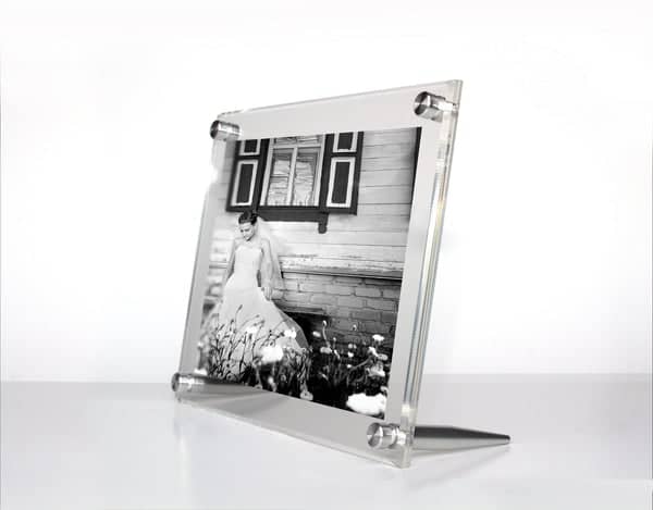 Acrylic Bevel Tabletop Float frame for 4" by 6" Photos - Graphite