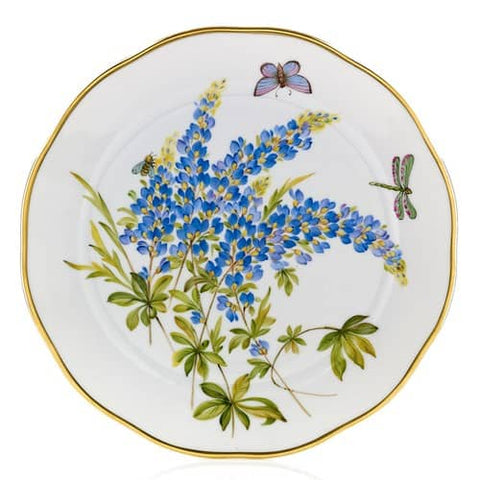 Designed exclusively by and for the U.S. market, the stunning "American Wildflowers" pattern features twelve wildflowers in four colorways: blues, red-oranges, yellows, and pinks. These beautifully detailed botanicals show off the true artistry and meticulous skills of Herend's craftspeople with a colorful and contemporary flair. The motifs may be mixed for an unforgettable tablesetting, or choose your favorite colors and blooms for the ultimate in personalization.