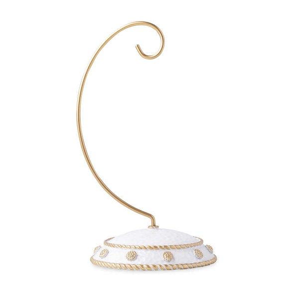 Berry & Thread Ornament Stand